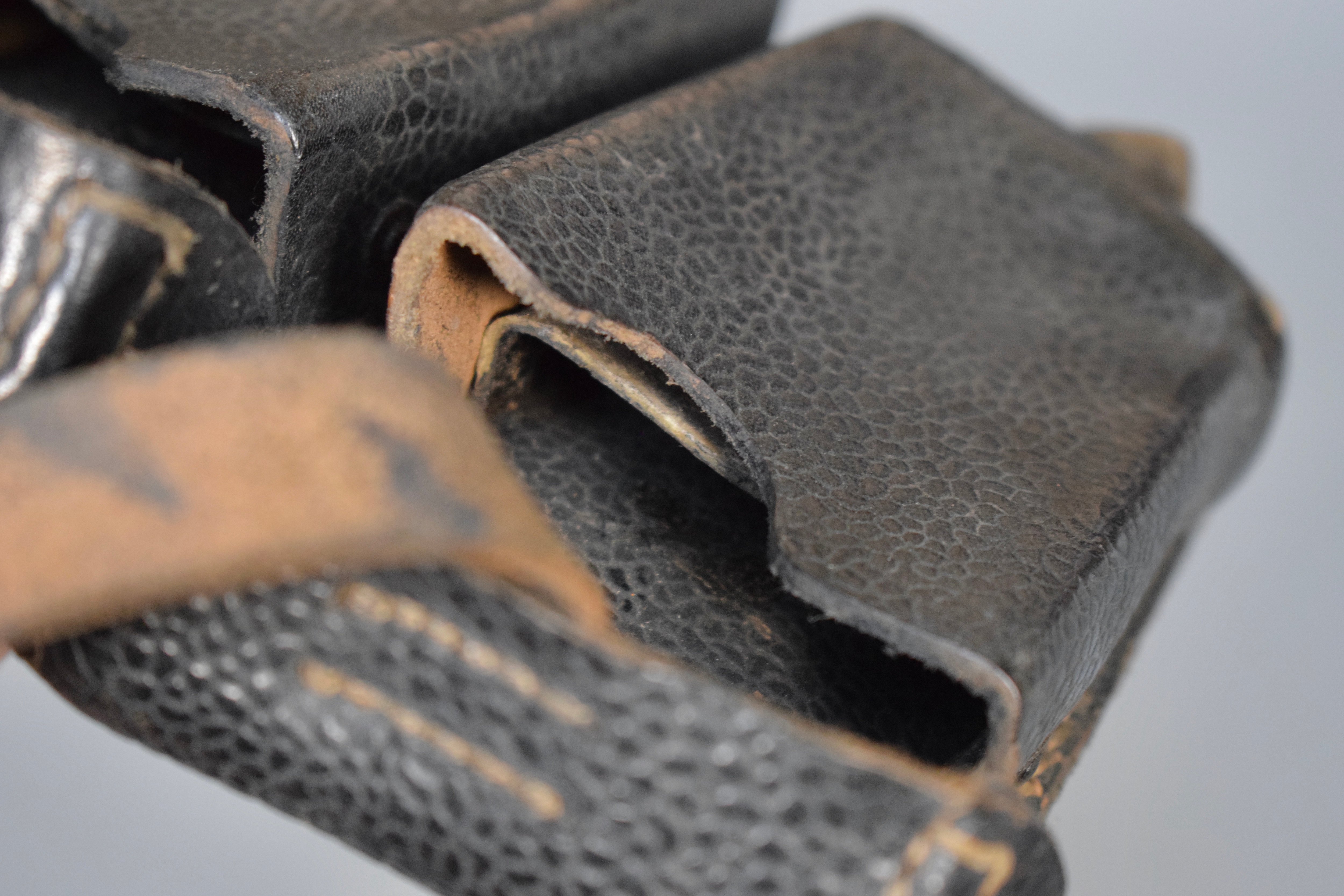 Böhmen & Mähren K98k ammo pouch 'RBNr' — image 2