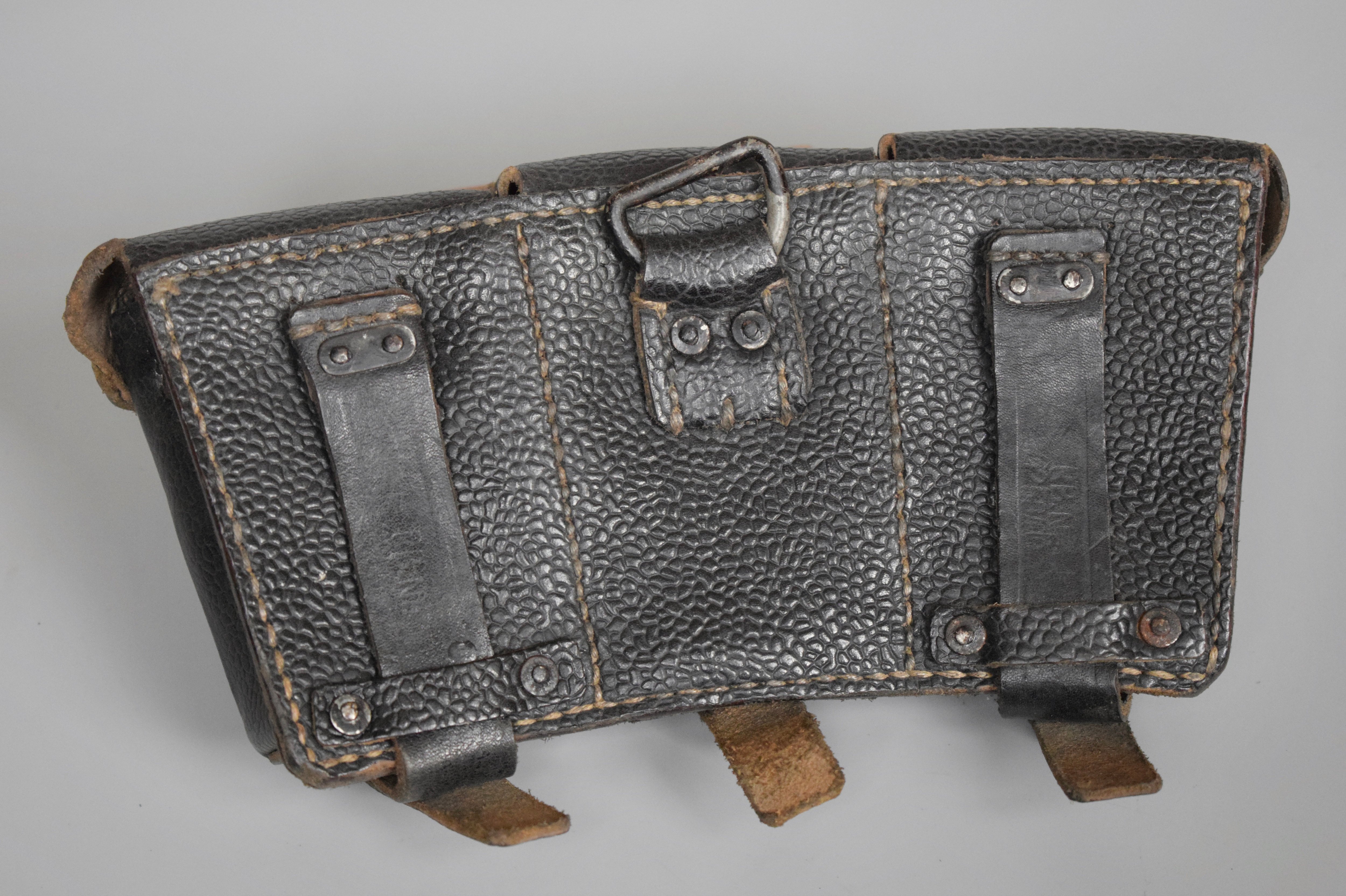 Böhmen & Mähren K98k ammo pouch 'RBNr' — image 3