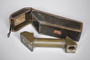 Richtkreis 31 periscope 'Hildebrand Wichmann' + pouch