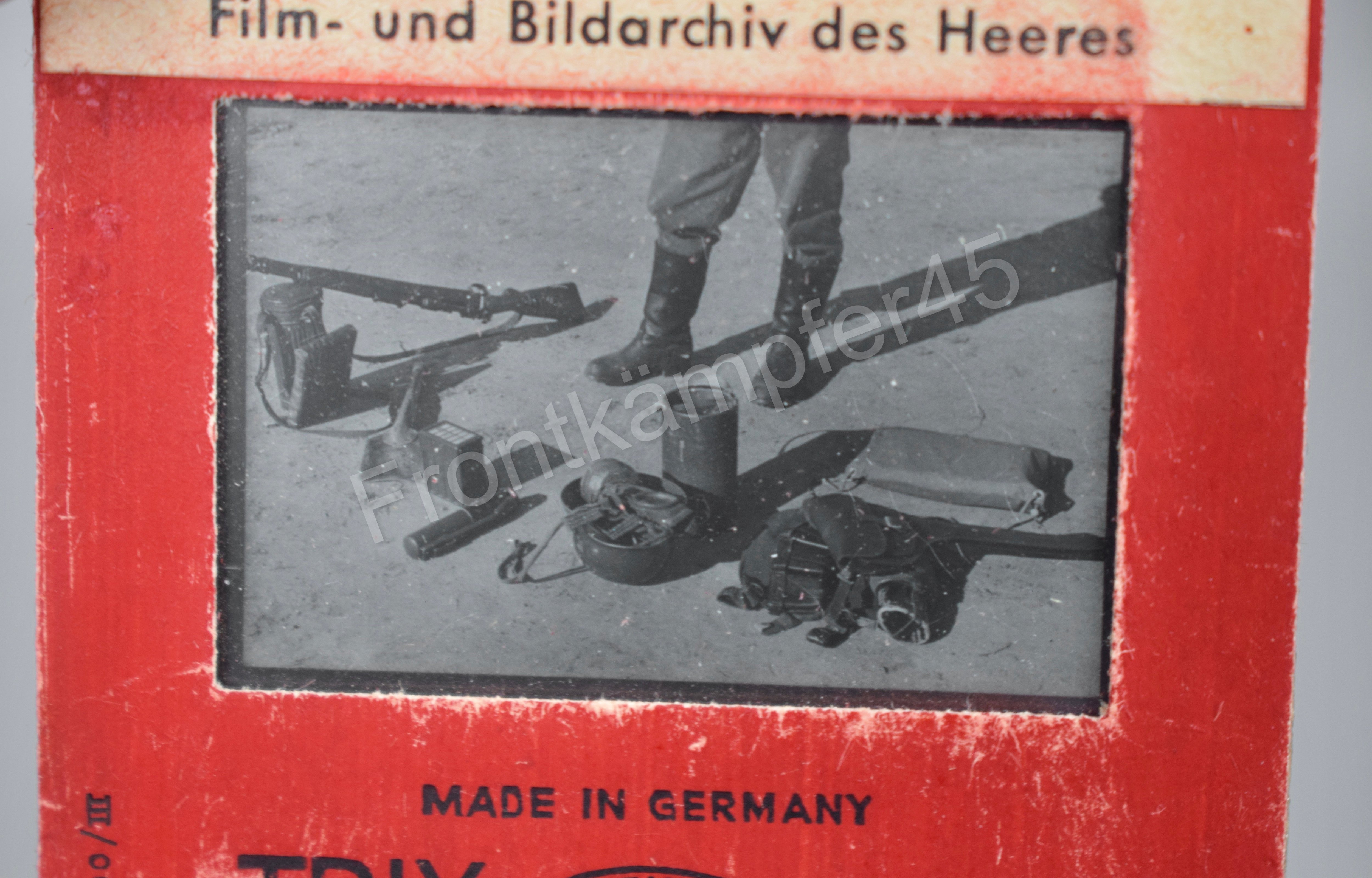 Anti-gas clothing training slides set — image 4