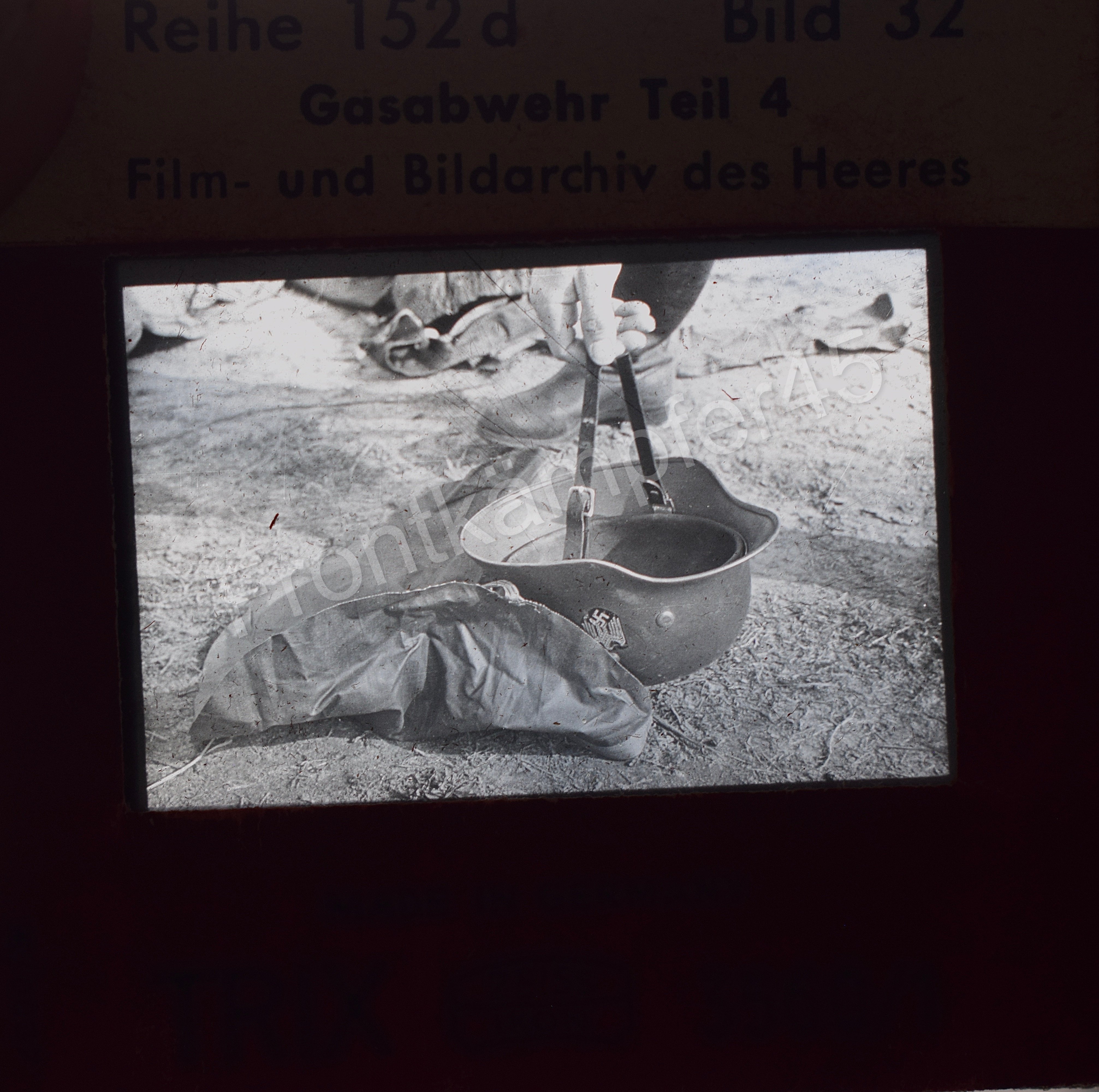 Anti-gas clothing training slides set — image 5