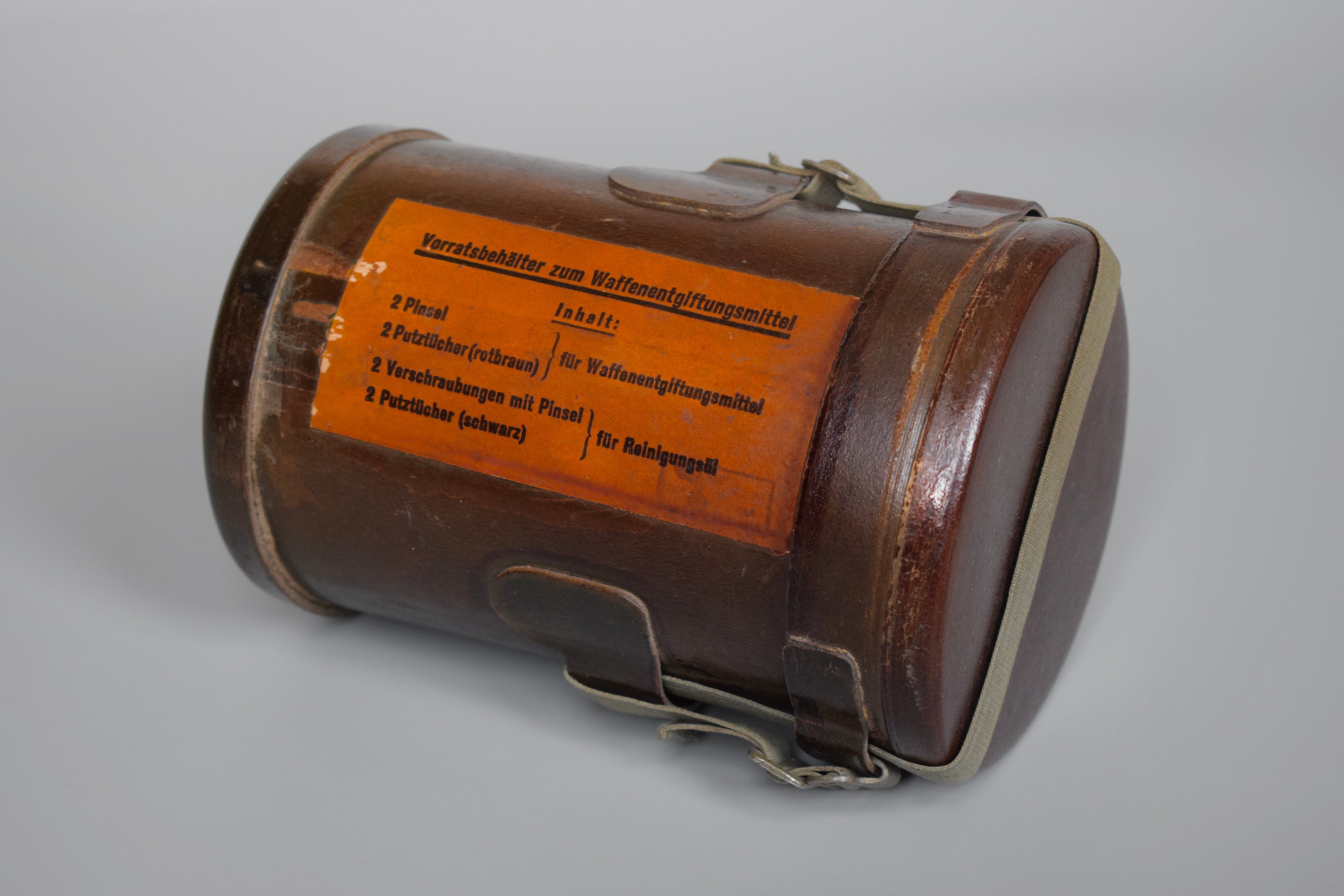 Anti-gas / chemical attack weapon cleaning kit — image 2