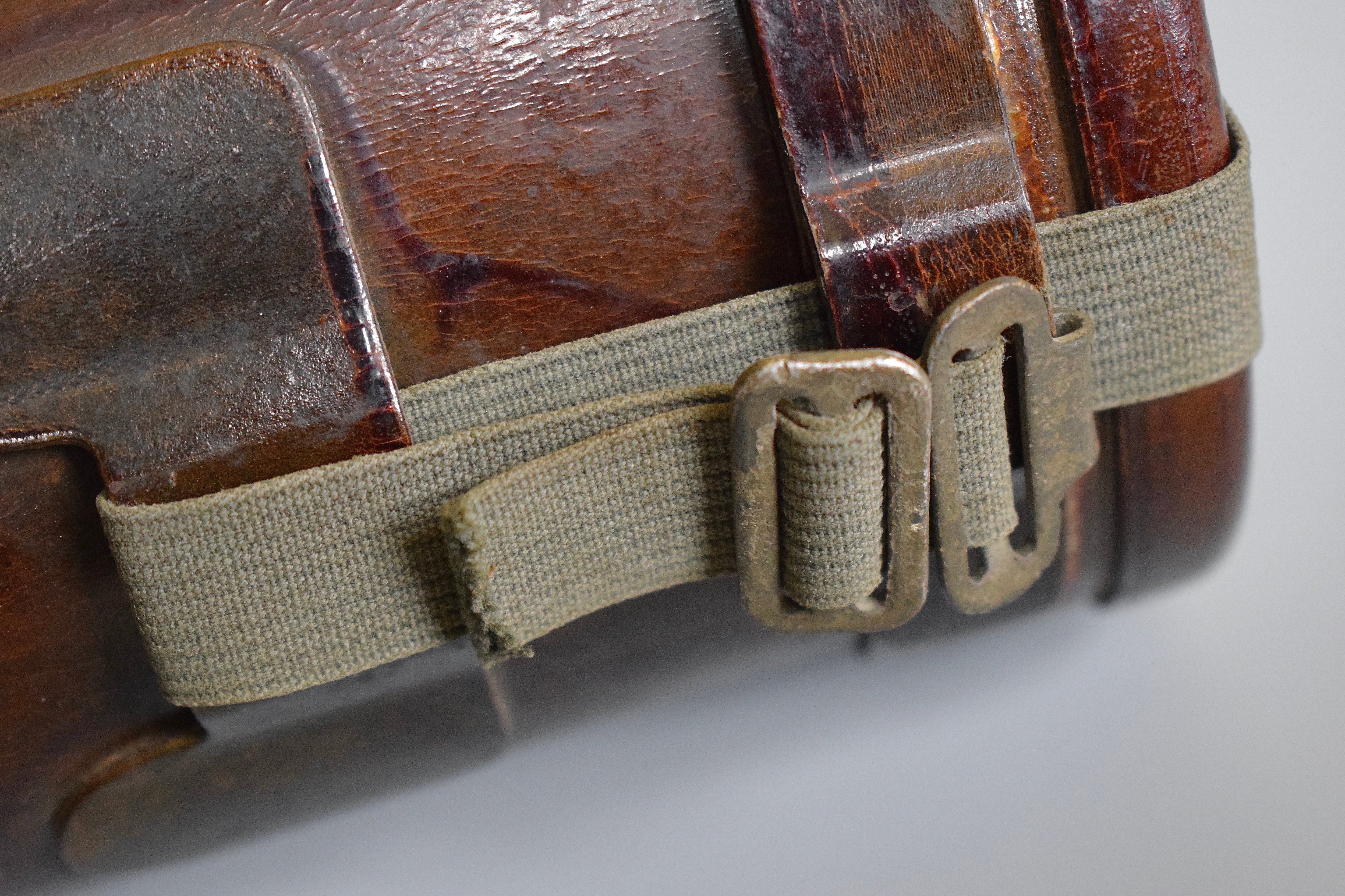 Anti-gas / chemical attack weapon cleaning kit — image 8