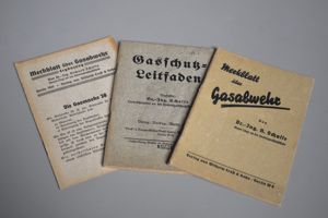 WH Gasmask and anti-gas instruction booklets