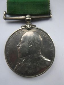 ROYAL NAVAL RESERVE LONG SERVICE MEDAL-TO LONG- ROYAL NAVAL RESERVE