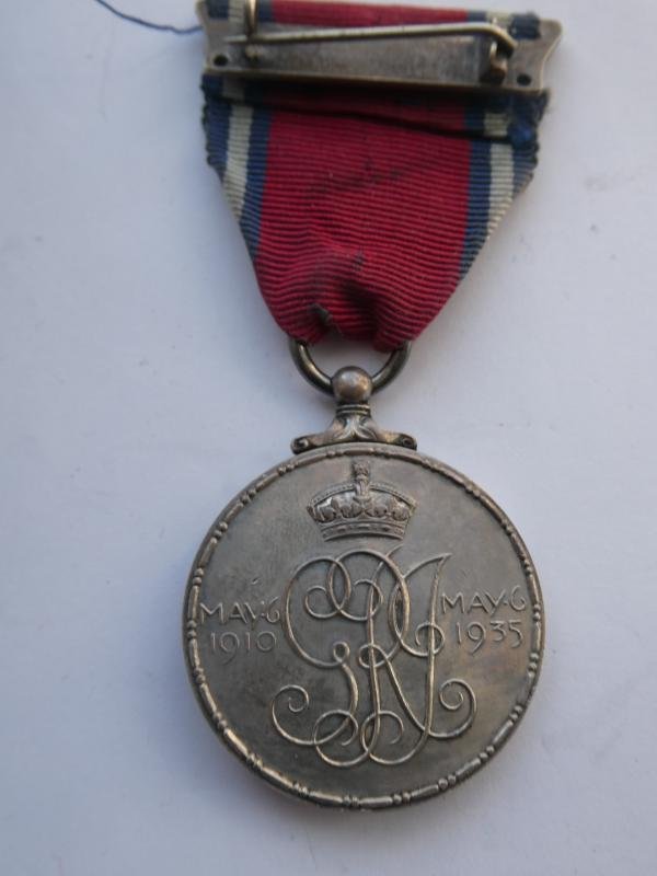 1935 JUBILEE MEDAL ON ORIGINAL PIN — image 2