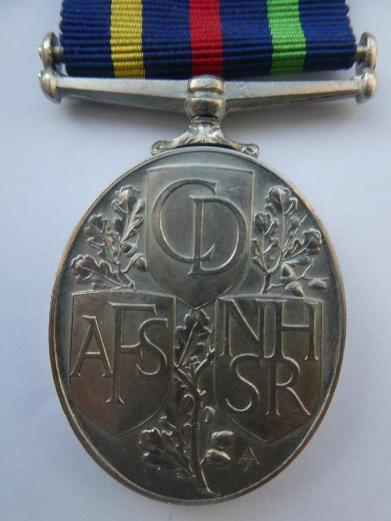 CIVIL DEFENCE MEDAL BRITISH VERSION — image 2