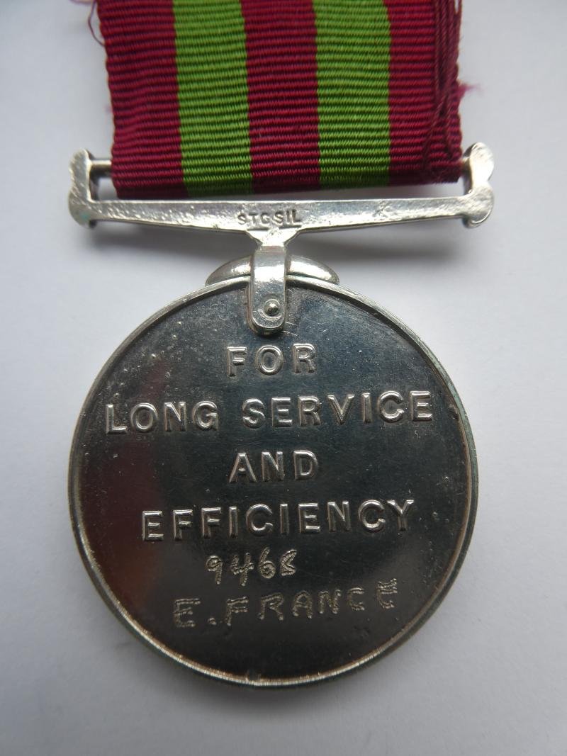 NEW ZEALAND LEGION OF FRONTIERSMEN SILVER MEDAL FOR LONG SERVIVE AND EFFICIENCY BY MAYER AND KEAN-NAMED TO E FRANCE — image 2