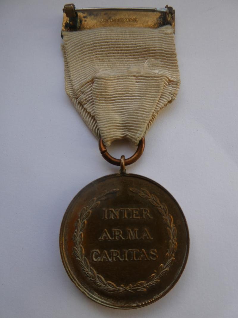 RED CROSS SOCIETY FOR WAR SERVICE 1914-1918 MEDAL — image 2