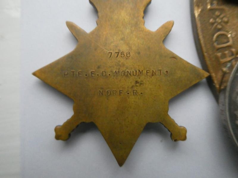 1914/15 STAR TRIO-BRONZE MEMORIAL PLAQUE-TO MONUMENT-NORFOK REGT-DIED AT SIEGE OF KUT ON 8TH APRIL 1916 — image 3
