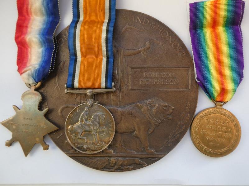 1914/15 STAR TRIO-AND BRONZE MEMORIAL PLAQUE-TO ROBINSON RICHARDSON-7TH BATTALION NORFOLK REGIMENT-FROM NORTH WALSHAM NORFOLK — image 2