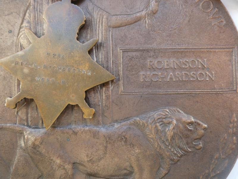 1914/15 STAR TRIO-AND BRONZE MEMORIAL PLAQUE-TO ROBINSON RICHARDSON-7TH BATTALION NORFOLK REGIMENT-FROM NORTH WALSHAM NORFOLK — image 3