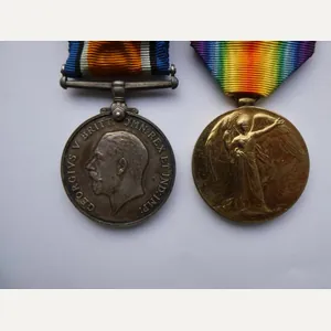 BRITISH WAR AND VICTORY MEDALS-TO CARDEY-WEST YORKSHIRE REGT-WOUNDED IN LEFT …