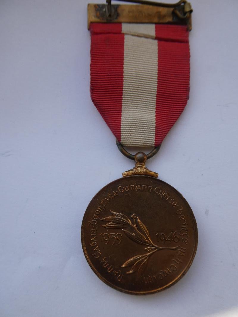 IRELAND-EMERGENCY SERVICES MEDAL-VOLUNTEER AID (RED CROSS) — image 3
