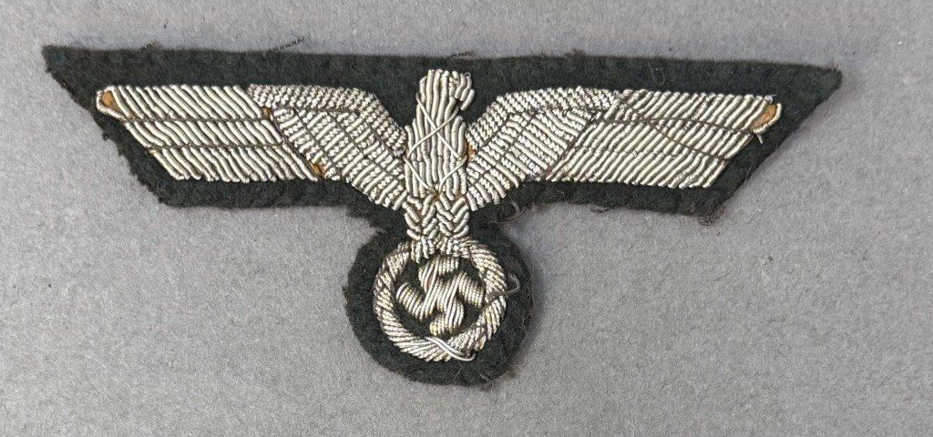 Original WWII German Army (Heer) NCO/OFFICER'S BREAST EAGLE. (Hoheitsabzeichen) Flatwire Certified — image 2