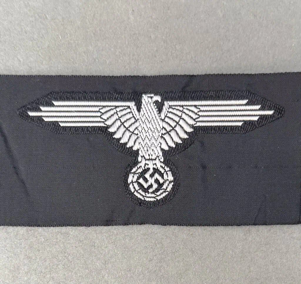 Original WWII German Waffen SS EM/NCO'S SLEEVE EAGLE. (SS-Ärmelhoheitsabzeichen) Brought Home By A U.S. Veteran Certified — image 4