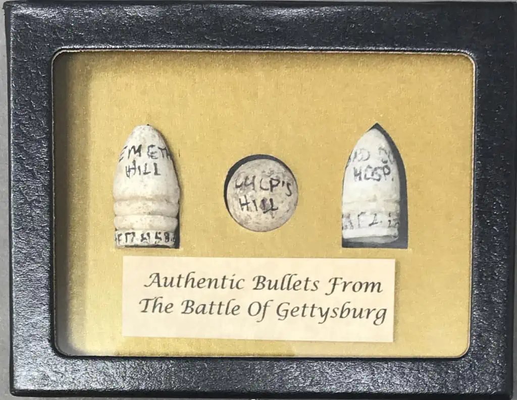 Original Gettysburg Battlefield Three Bullet Set In Collectors Glass Case Gettysburg Museum Certified — image 3