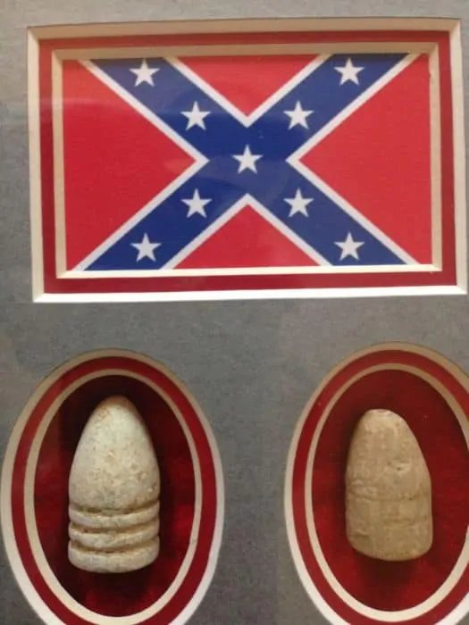 Confederate Flag Collectors Relic Box With Authentic Civil War Bullets In Glass Case