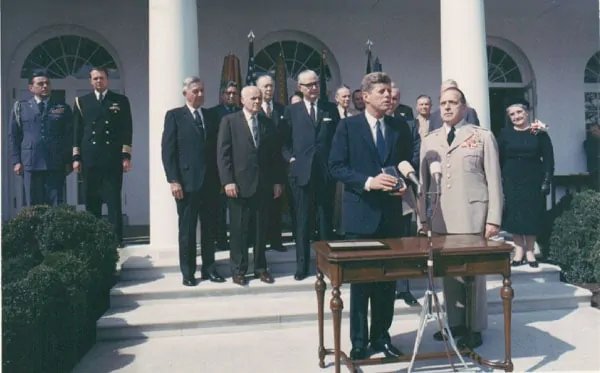 General Lemnitzer's Hand Signed Check COTJCOS JFK — image 3