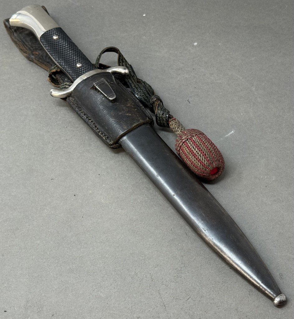 OUTSTANDING Original WWII German K98 NCO PARADE BAYONET. (Seitengewehr 98K) With Leather frog Certified — image 8
