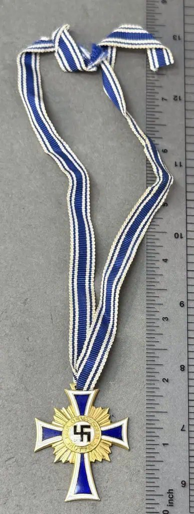 Original German Mother's Cross Ehrenkreuz der Deutschen Mutter In Bronze Certified — image 4