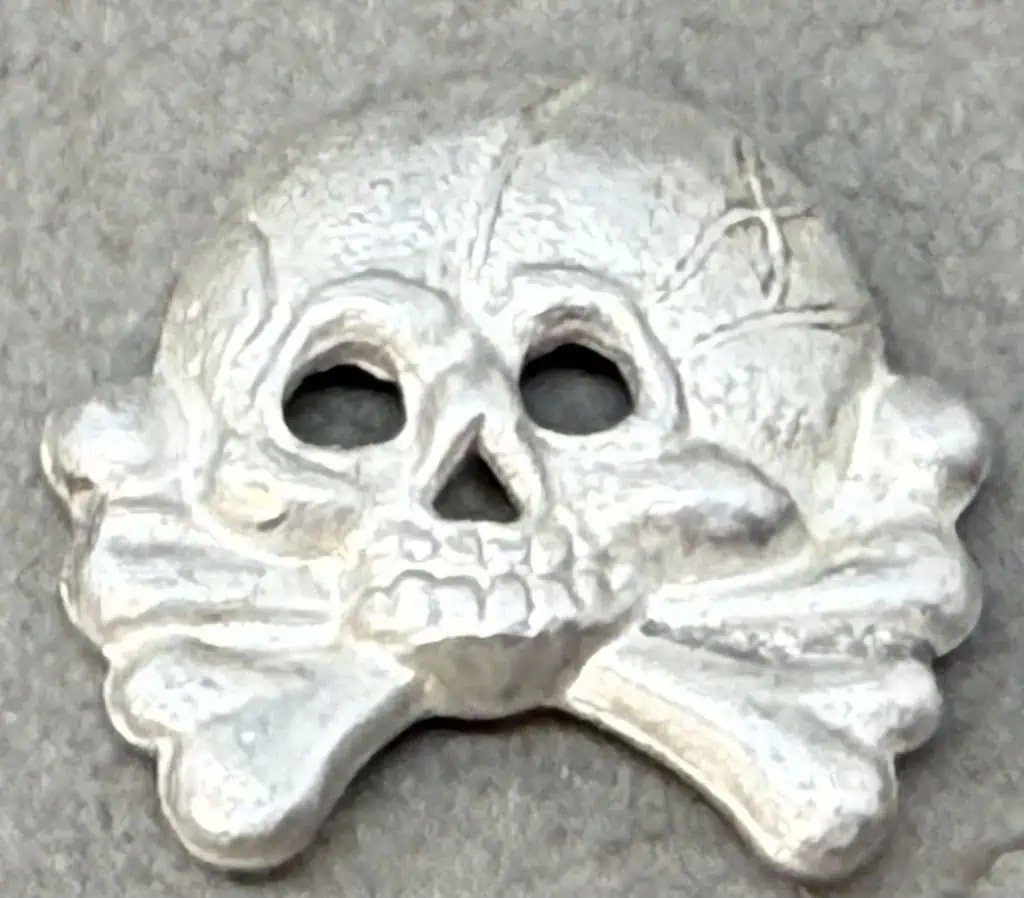 Original WWII German Army (Heer)/SS PANZER ASSAULT BADGE, IN SILVER. (Panzerkampfabzeichen In Silber) Certified — image 3