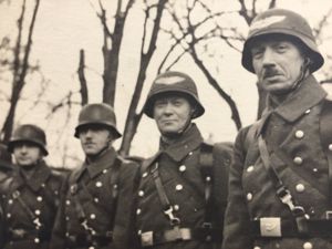 Original WWII German WERKLUFTSCHUTZ AIR RAID WARDEN ARMBAND. (Ärmelbinde) Certified