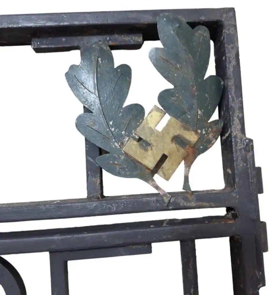 VERY RARE USED AND WORN STAR OF DAVID (JEWISH STAR) 'JUDE' Version Certified By The Gettysburg Museum Of History — image 12