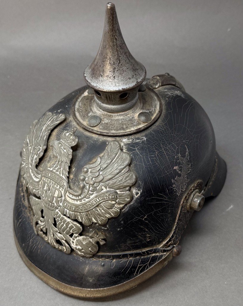 Original WWI German PRUSSIAN EM/NCO'S M1915 PICKELHAUBE. Spiked Helmet Certified — image 2