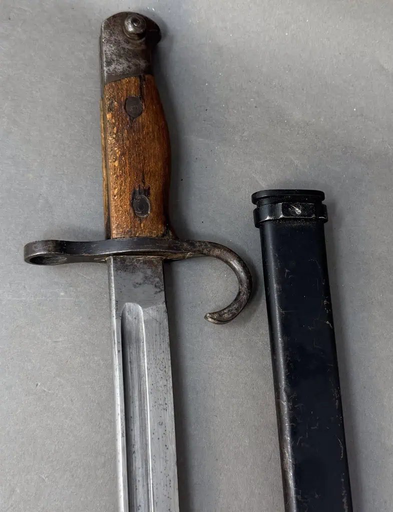 Original WWII Japanese Officer's Sword (Tanto) Brought Home By A U.S. Soldier Certified — image 3