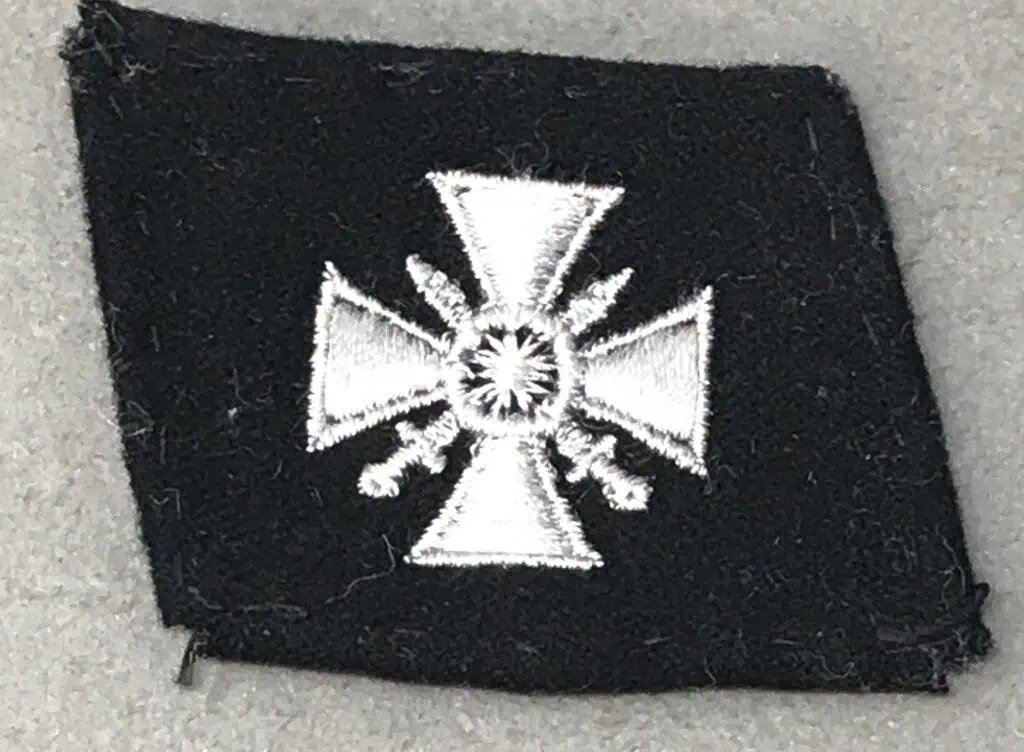 Original WWII Waffen SS WAFFEN-GRENADIER-DIVISION DER SS (RUSSICHE NR.1) COLLAR TAB. (Kragenpatte) Certified — image 2