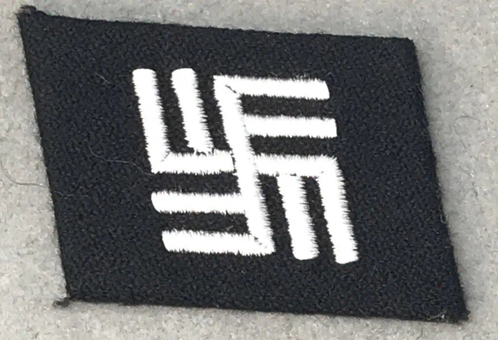 Original RARE WWII Waffen SS TEMPORARY CAMP GUARDS COLLAR TAB. (Kragenpatte) Certified — image 4
