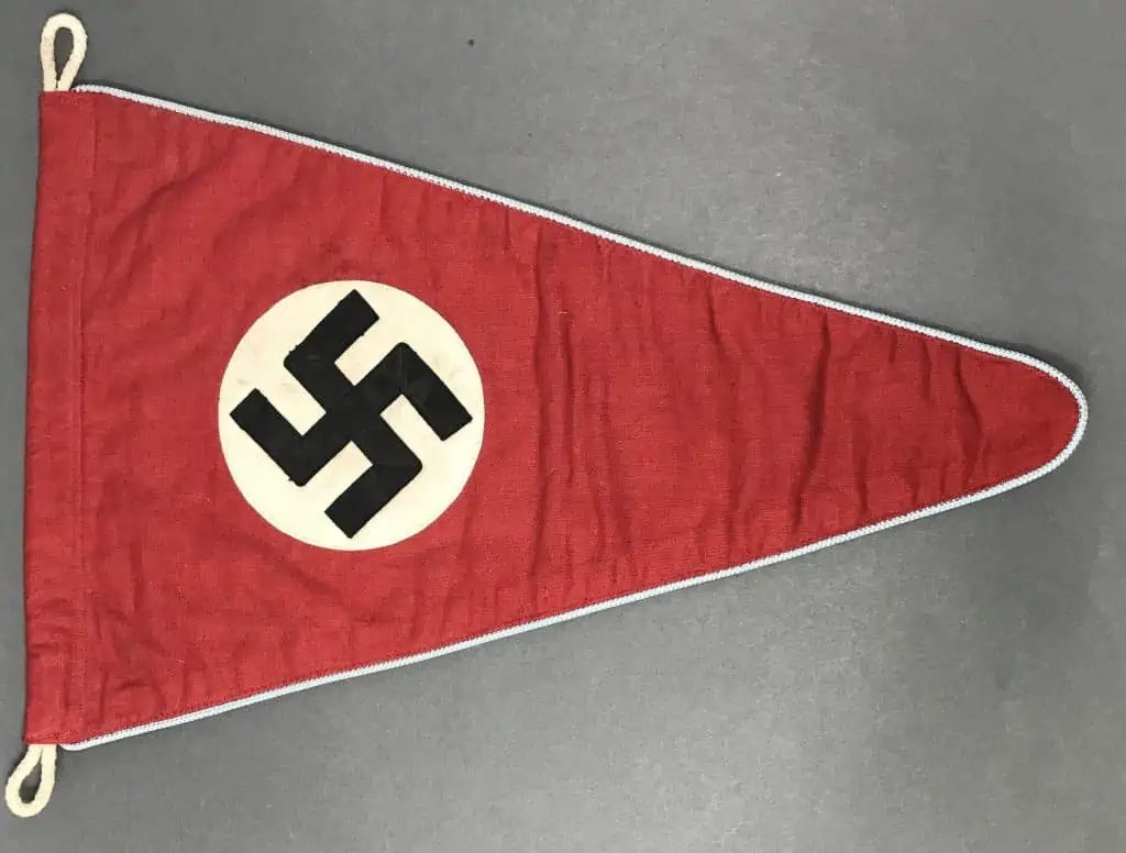 Original WWII German NSDAP (NAZI PARTY) Orts Level Political Leader's Super High Quality VEHICLE PENNANT. (Wimpel) Brought Home By A U.S. Veteran Certified — image 3