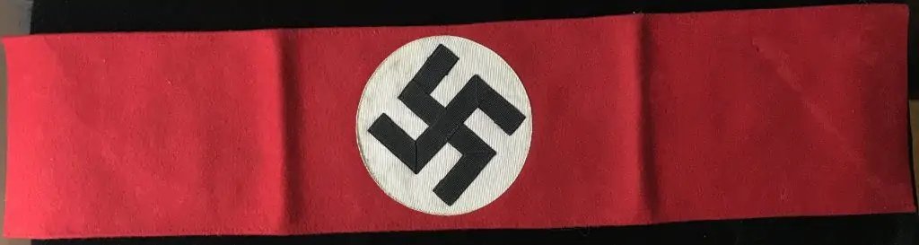 Original WWII Deluxe Wool Nazi German Allgemeine/SS Multi-Piece Construction Armband With SS RZM TAG! Brought Home And Decorated As A Trophy By A U.S. Veteran. — image 8
