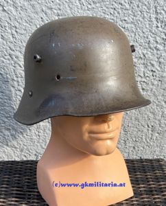 k.u.k. Stahlhelm - 'nicht für die vorderste Linie!!'