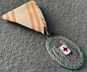 k.u.k. Silberne Ehrenmedaille v. Roten Kreuz mit KD - TOP …