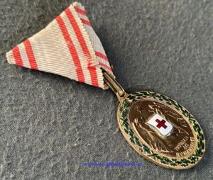 k.u.k. Bronzene Ehrenmedaille v. Roten Kreuz m. KD !!