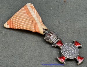 k.u.k. Silbernes Verdienstkreuz mit Krone - ROZET & FISCHMEISTER!!