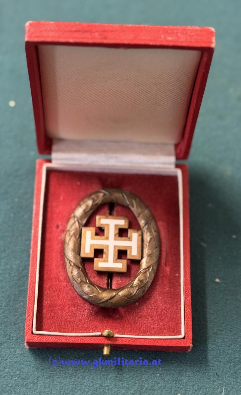 ÖSTERREICH - 1. REPUBLIK UND BUNDESSTAAT - Bronzenes Ehrenzeichen der Vaterländischen Front 2. Klasse im Etui! — image 2