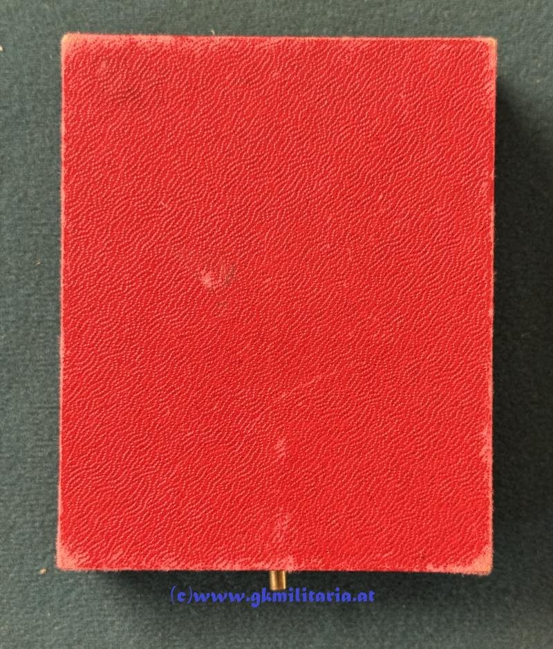 ÖSTERREICH - 1. REPUBLIK UND BUNDESSTAAT - Bronzenes Ehrenzeichen der Vaterländischen Front 2. Klasse im Etui! — image 8