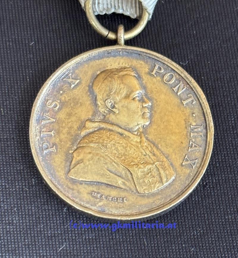 Medaille Papst Pius X. - mit persönlicher Widmung 1913!! — image 3