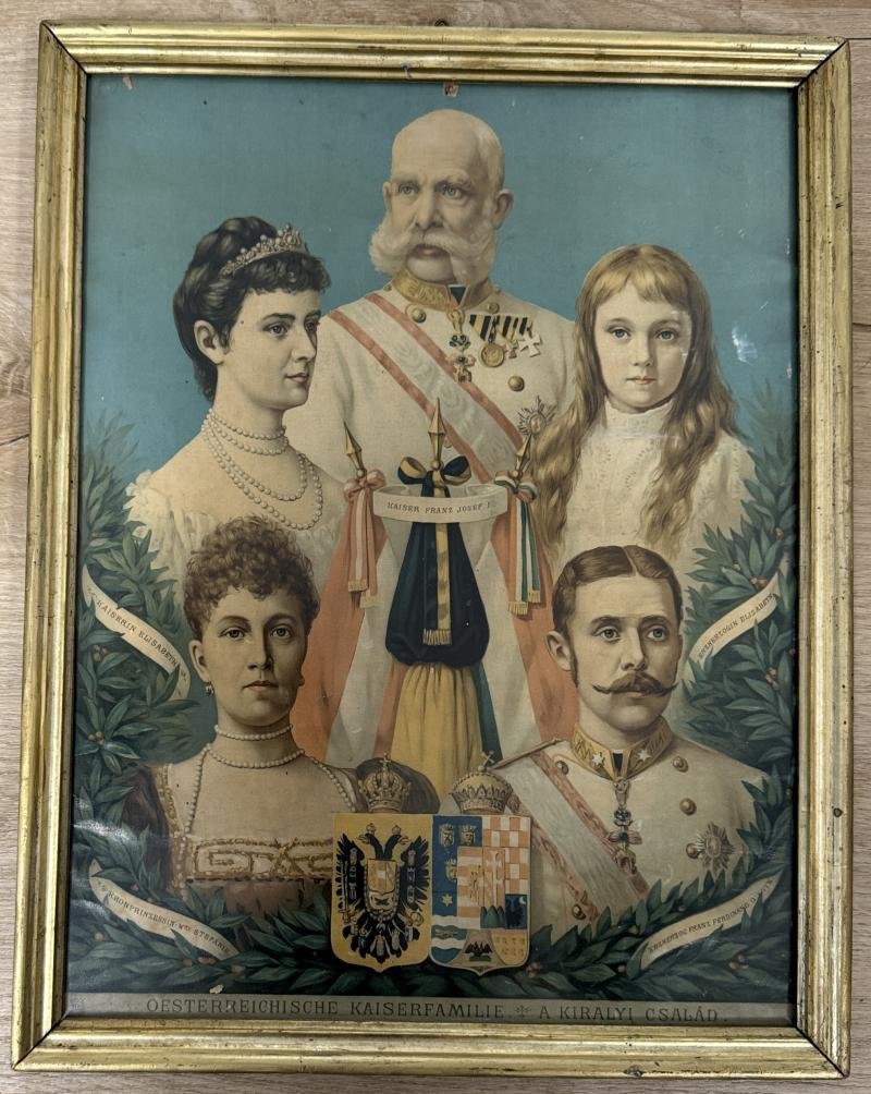 k.u.k,. Druck - 'Die kaiserliche Familie' !! — image 2