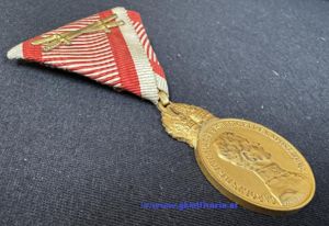 k.u.k. Bronzene Militärverdienstmedaille Kaiser Karl I. mit Schwertern!