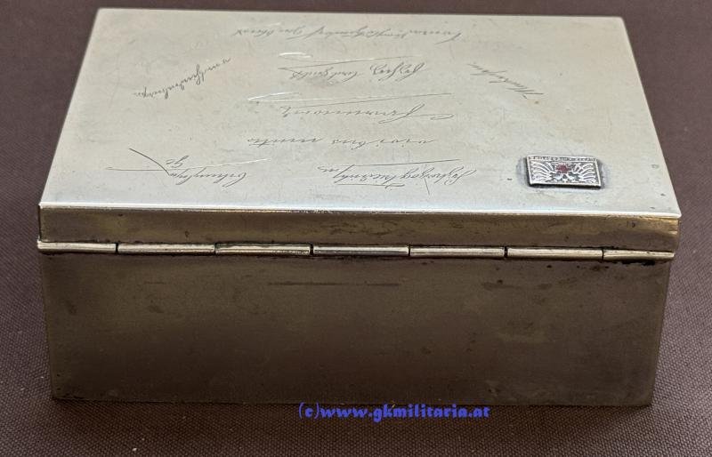 k.u.k. Zigarrendose - Offizielle Kriegsfürsorge - Unterschriften: Kaiser Franz Joseph I., Erzherzog Eugen, Erzherzog Carl usw.! — image 5