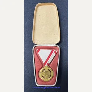 k.u.k. Jubiläumskreuz mit Etui !!