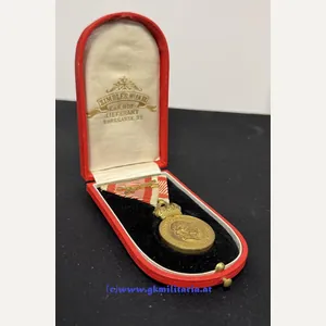 k.u.k. Bronzene Militärverdienstmedaille Kaiser Franz Josef I. im Etui - …