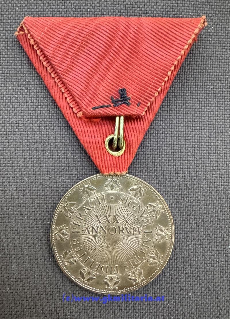 Urkunde und Ehren-Medaille für 40-jährige treue Dienste! - 'verliehen an eine Frau!' - SELTEN!! — image 4