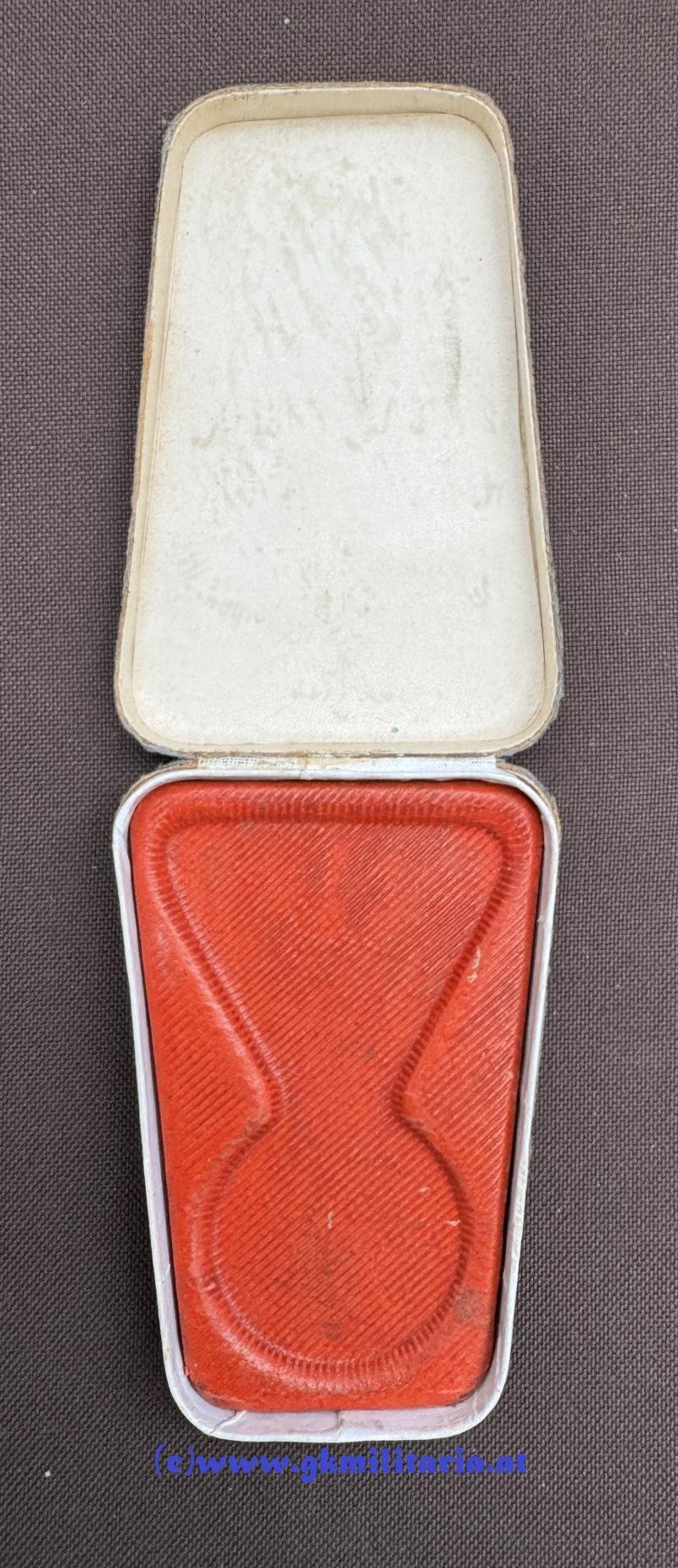 k.u.k. Tapferkeitsmedaille 1. Klasse Kaiser FJ I. im original Etui!! — image 6