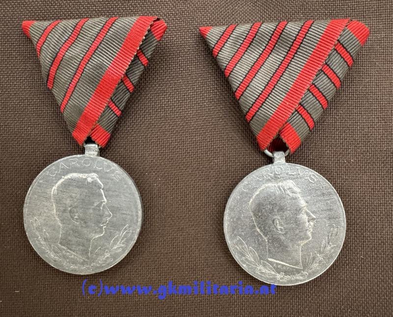 6er Satz Verwundetenmedaille Kaiser Karl I. - MINT! — image 4