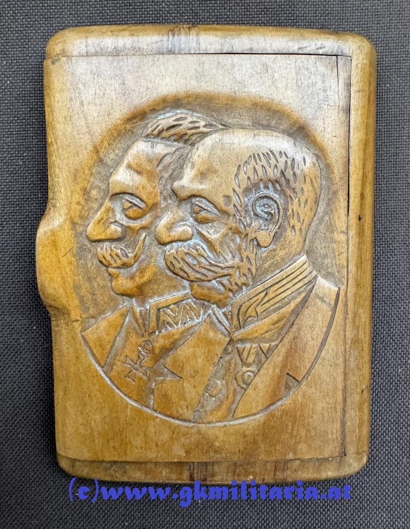 k.u.k. Patriotische Zigarettendose Kaiser Franz Joseph I./Kaiser Wilhelm II. - geschnitzt!! — image 2